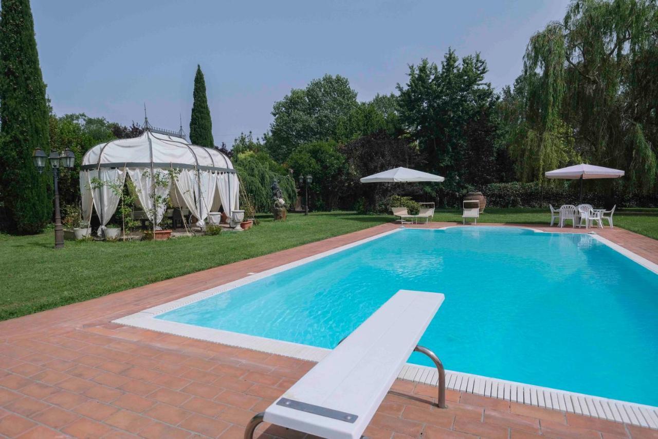 Villa Luxury Pool & Garden Pisa Eksteriør billede
